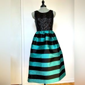 Gorgeous Leifsdottir cocktail/wedding/prom dress, size 0